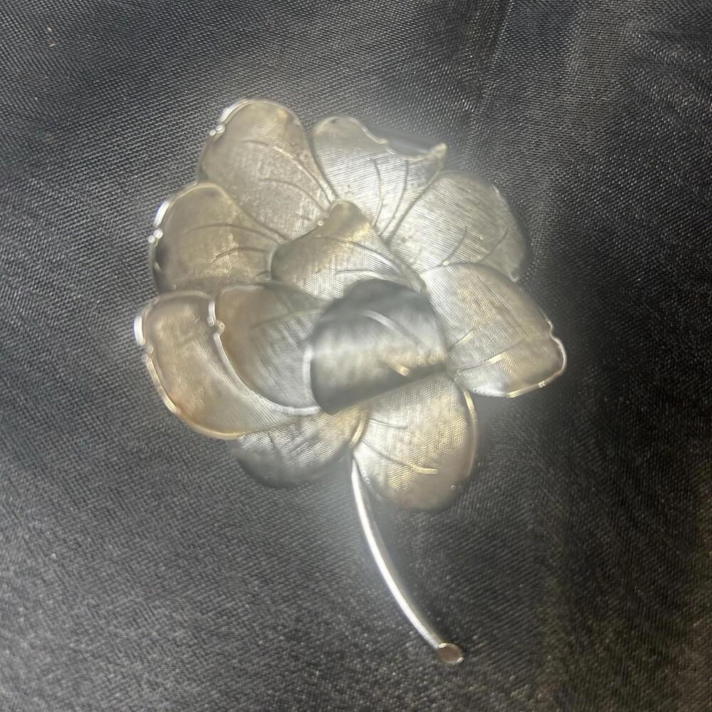 Signed Coro Large Silver Tone Flower Brooch Pin Vintage Jewelry